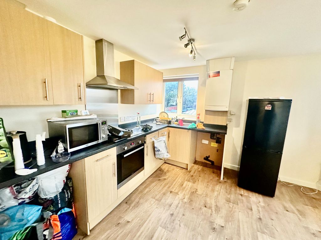 Property photo 3 of 5