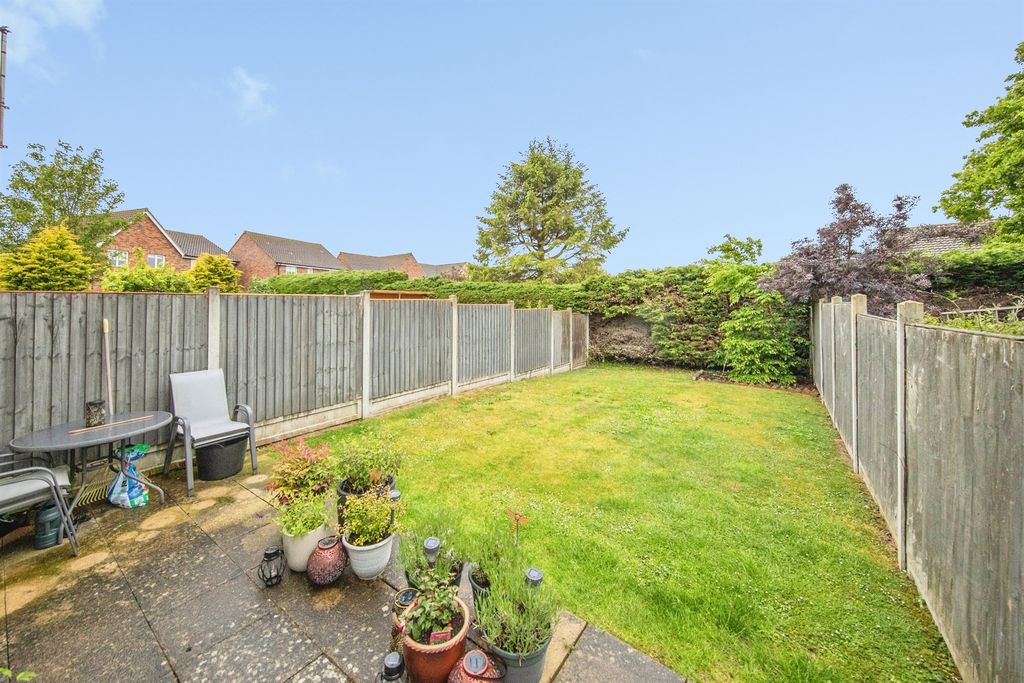 Property photo 3 of 12