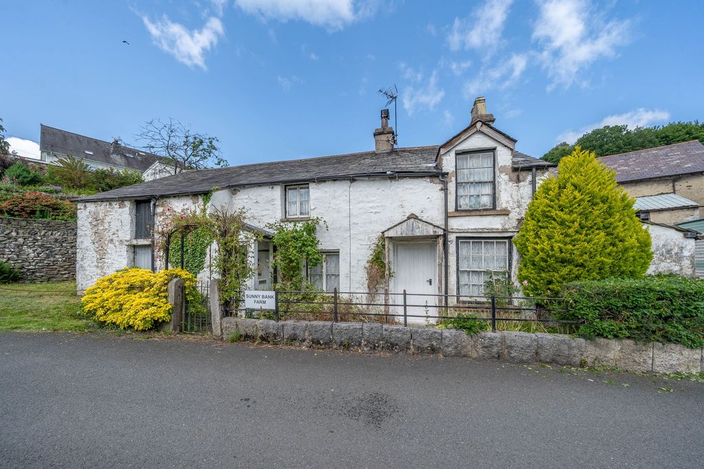 Property photo 1 of 29