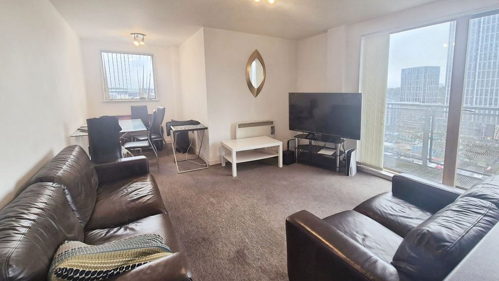 Property photo 2 of 11 Picture No. 18