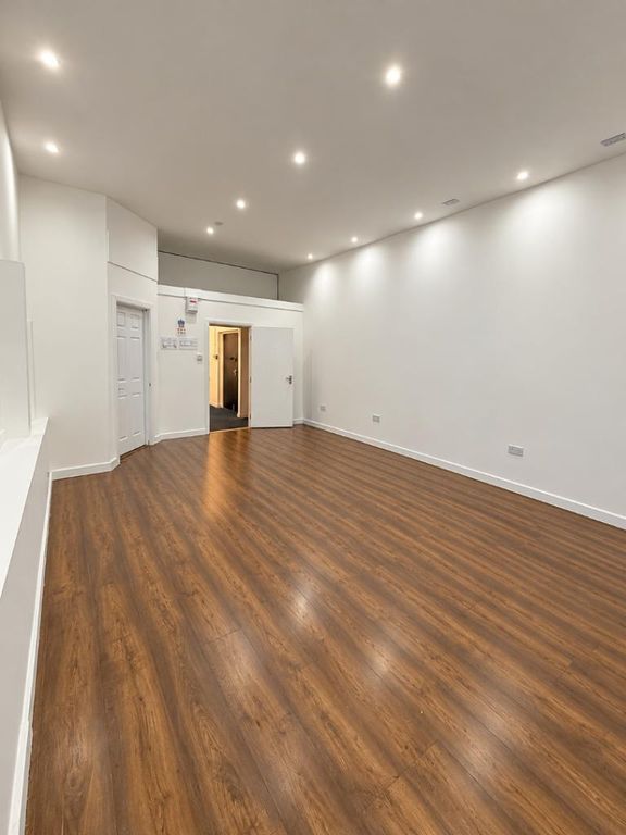 Property photo 2 of 3
