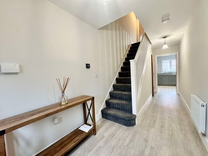 Property photo 3 of 16 Hallway