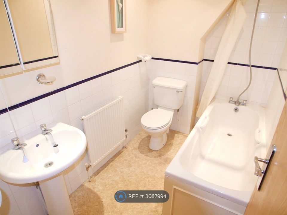 Property photo 3 of 5