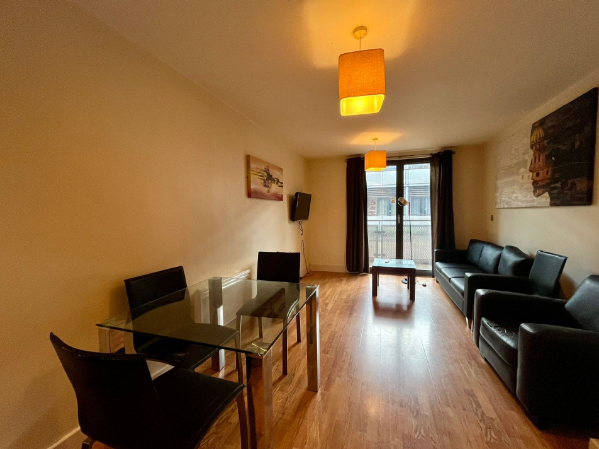 Property photo 2 of 6