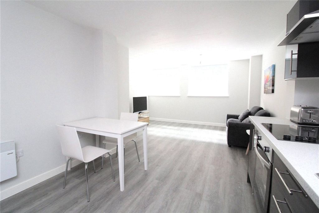 Property photo 2 of 6 Picture No. 06
