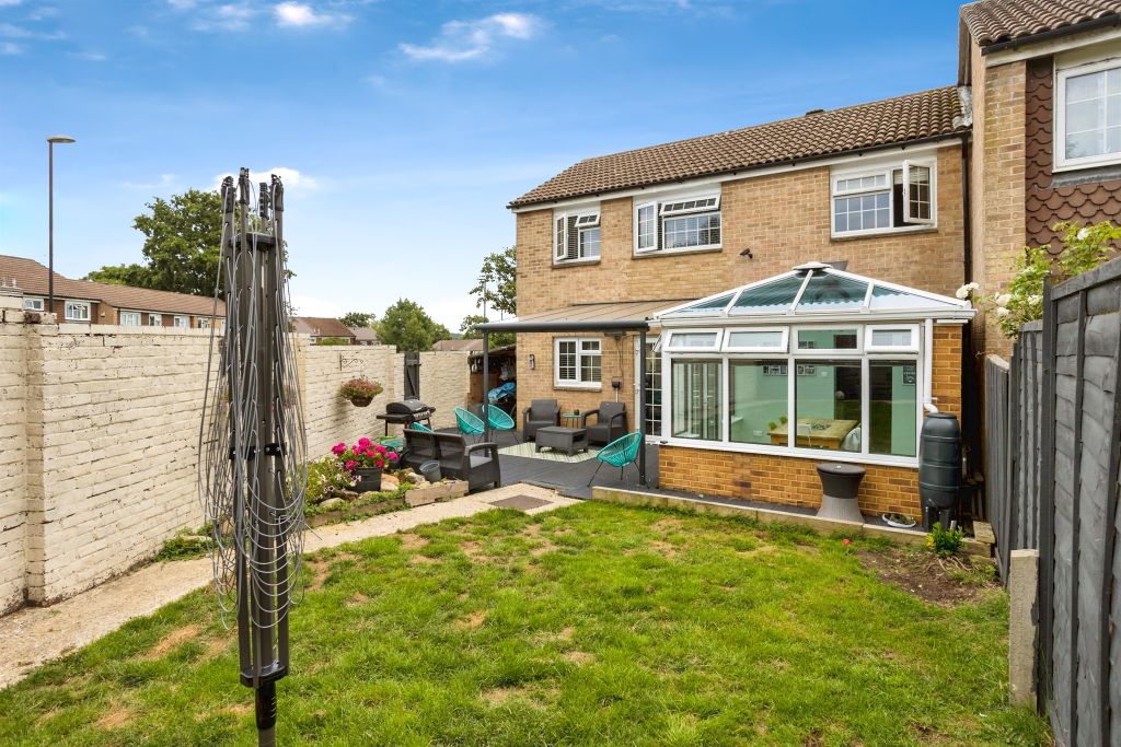 Property photo 3 of 17