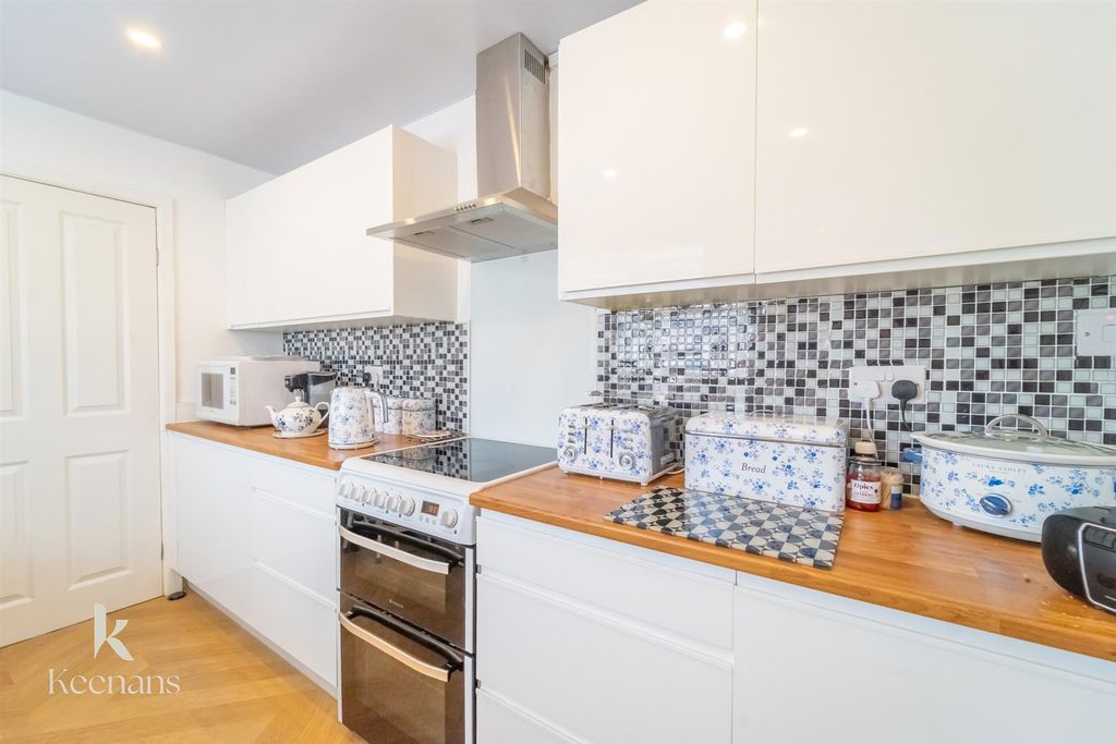 Property photo 2 of 29 1-19.Jpg