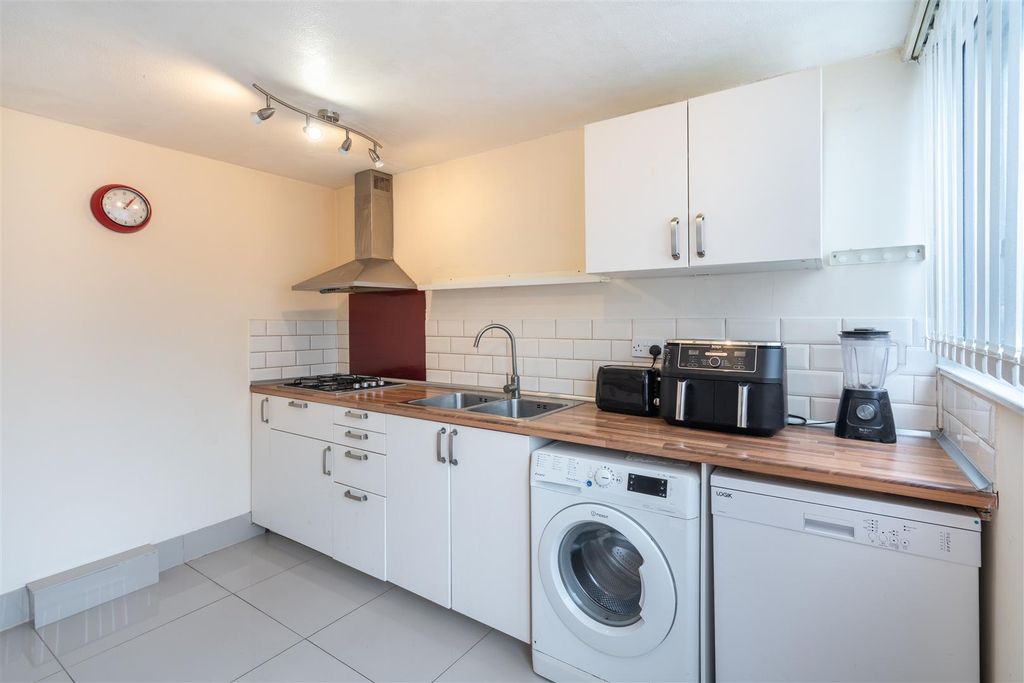 Property photo 3 of 13 _A7R6345-Hdr.Jpg