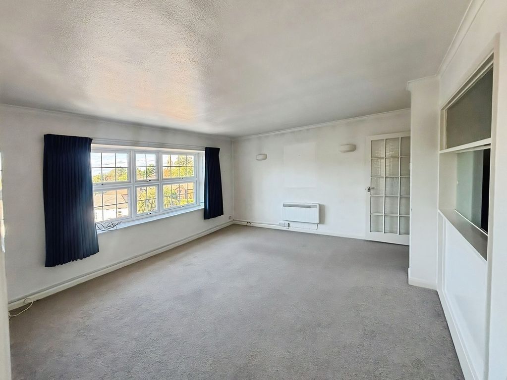 Property photo 3 of 10 Pbox-Img.Jpg