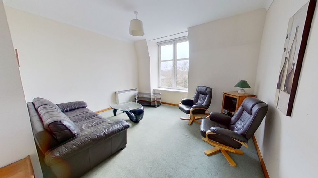 Property photo 2 of 6 Picture No. 09