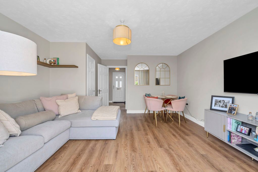 Property photo 3 of 14 Sitting/Dining Room