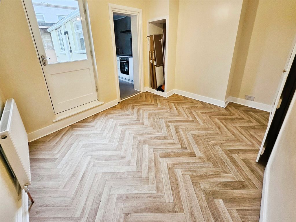 Property photo 3 of 9 Picture No. 07