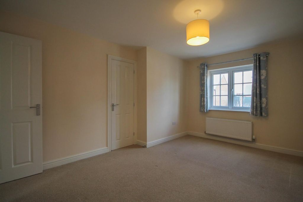 Property photo 2 of 17 Img_9000.Jpg