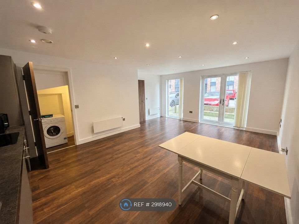 Property photo 2 of 16