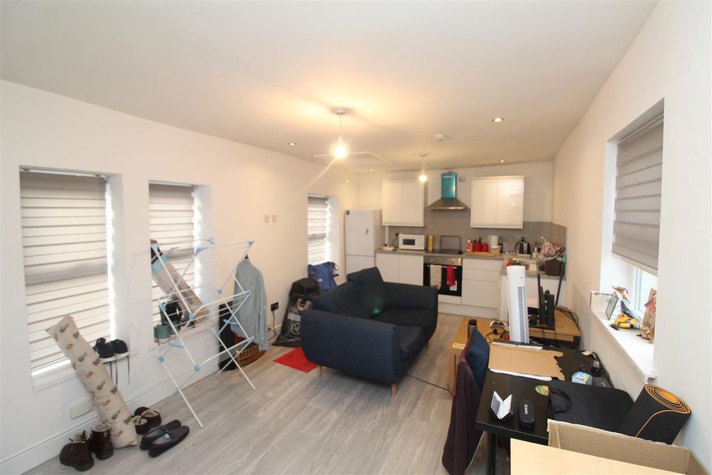 Property photo 1 of 9 Img_1550.Jpg