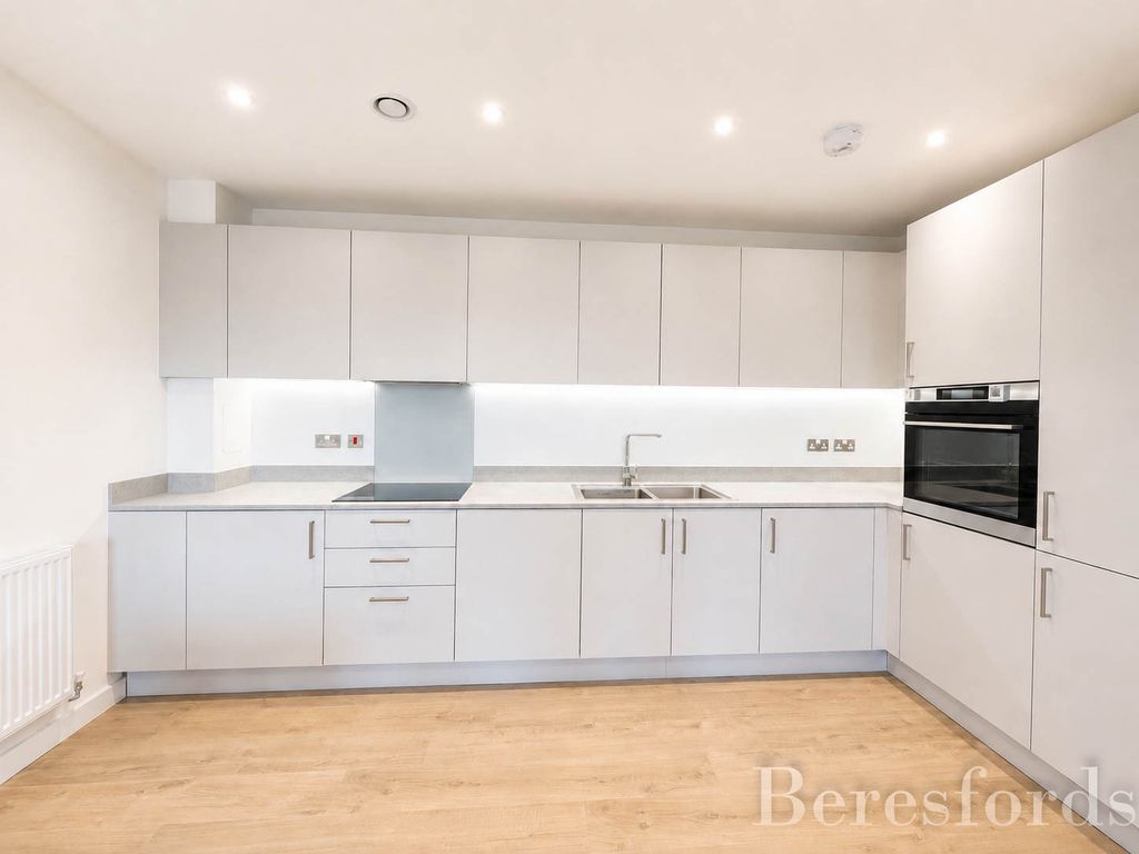 Property photo 3 of 15 Picture No. 03
