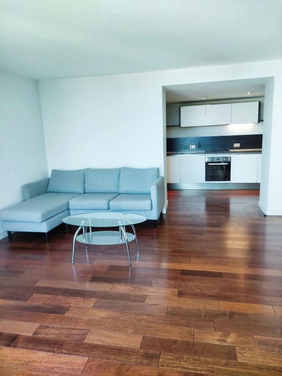 Property photo 2 of 16 Picture No. 11