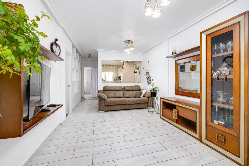 Property photo 1 of 47