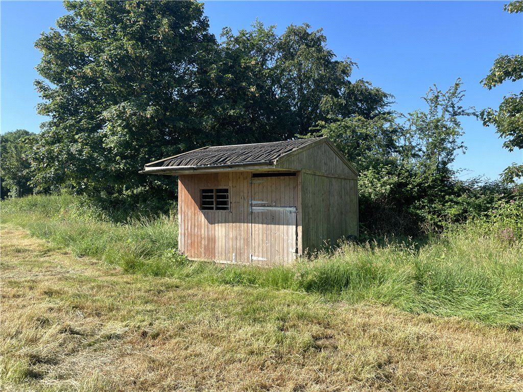 Property photo 3 of 3 Field Shelter