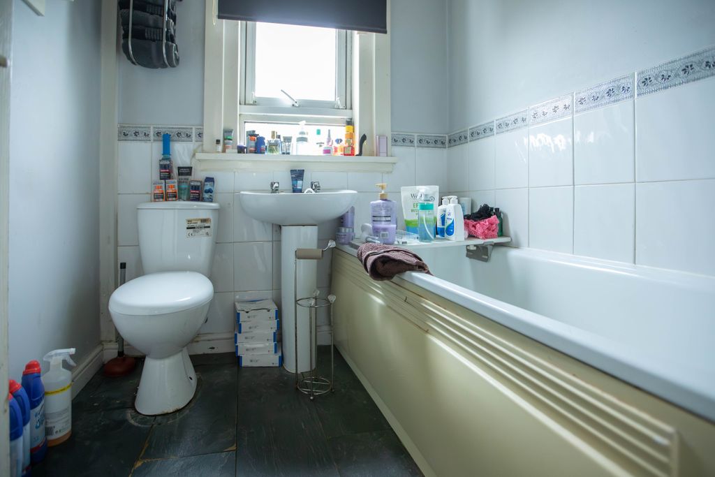 Additional image 8 of 2 bed flat for saleBlair Crescent, Hurlford KA1