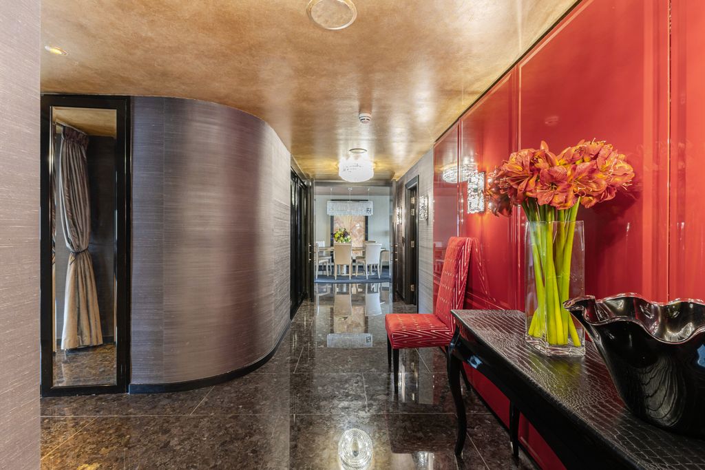 Property photo 1 of 15 Hallway