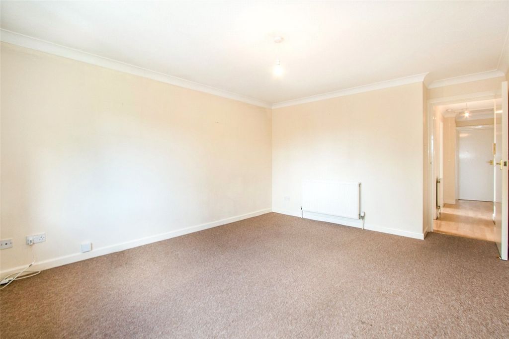 Property photo 3 of 7