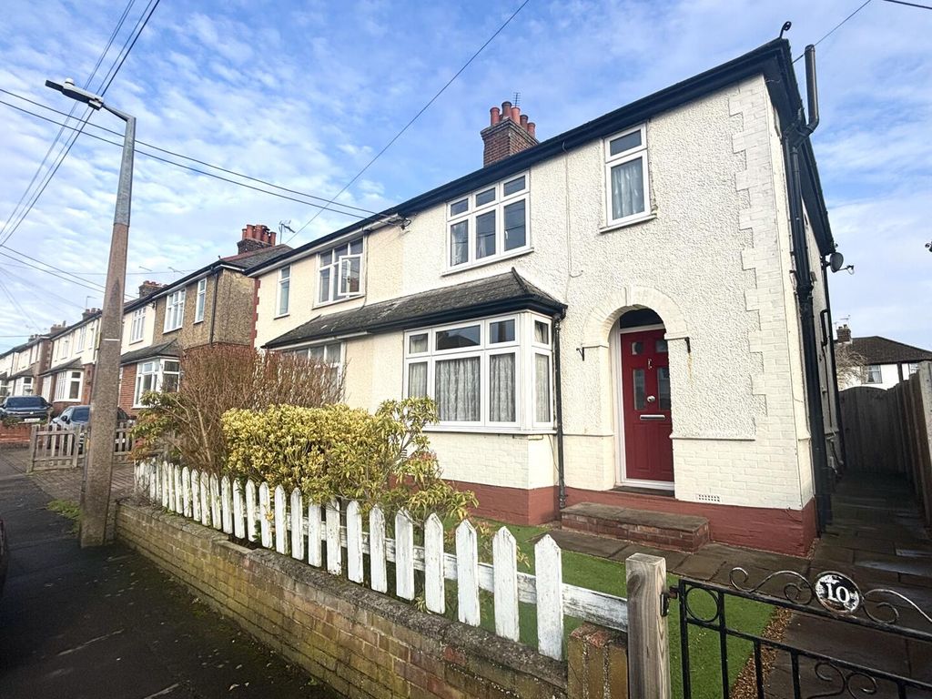 Property photo 1 of 14 Front (Exterior)