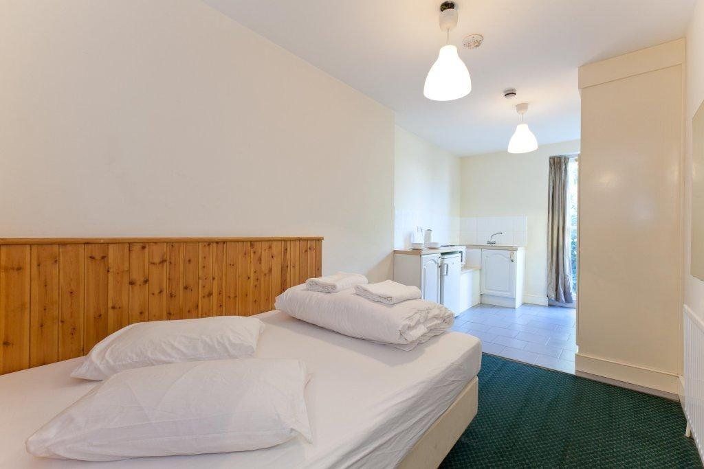 Property photo 1 of 3