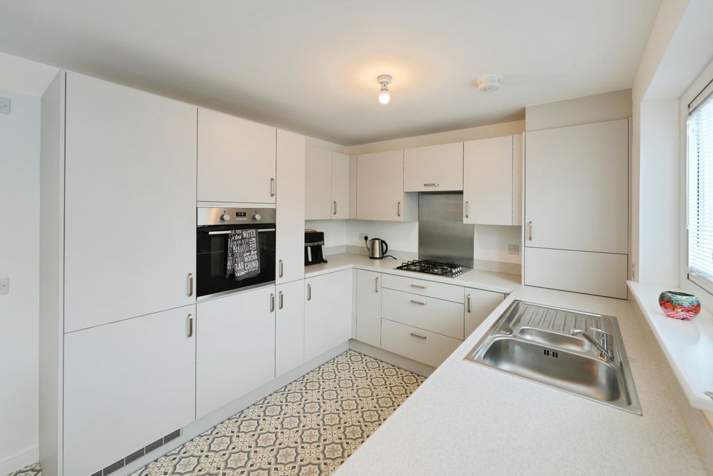 Additional image 7 of 3 bed semi-detached house for saleLongbow Place, Kilwinning KA13