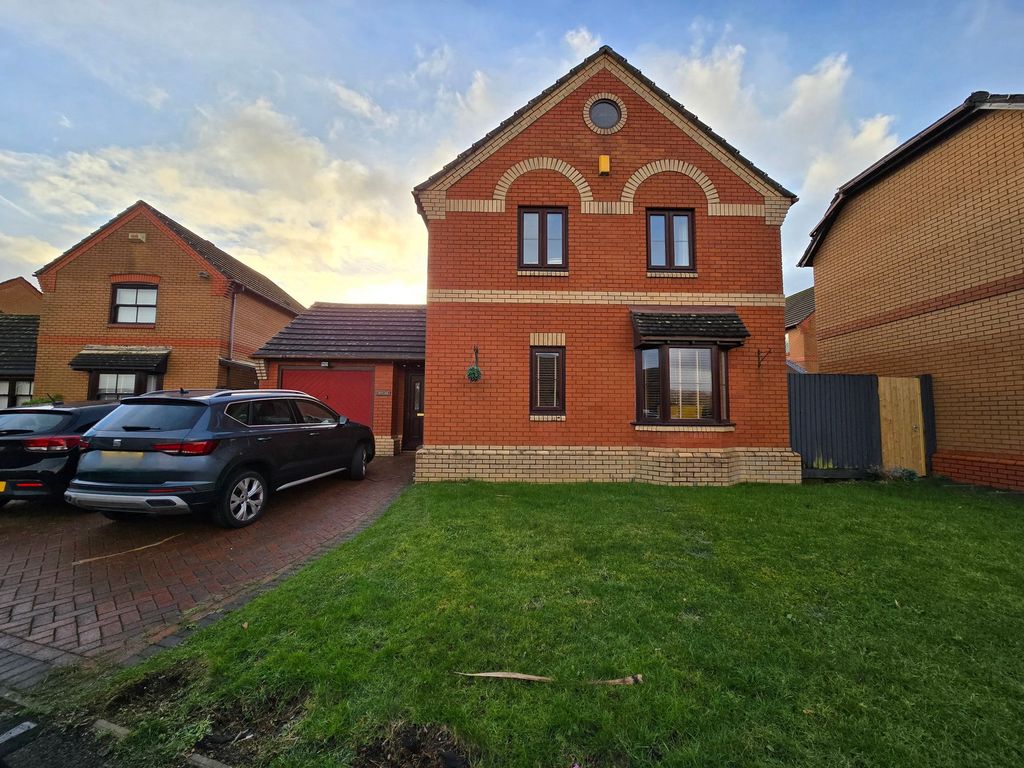 Property photo 1 of 27 Front