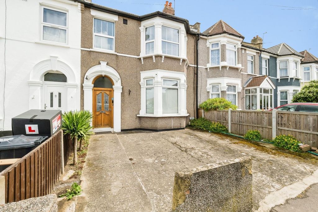 Property photo 1 of 6