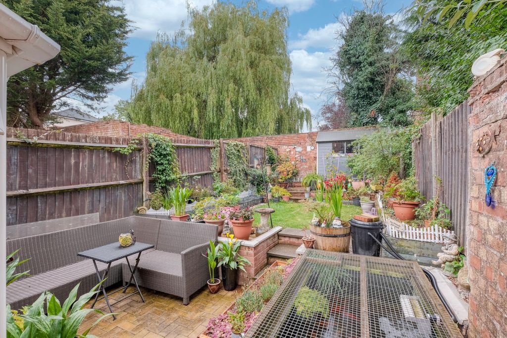 Property photo 2 of 14