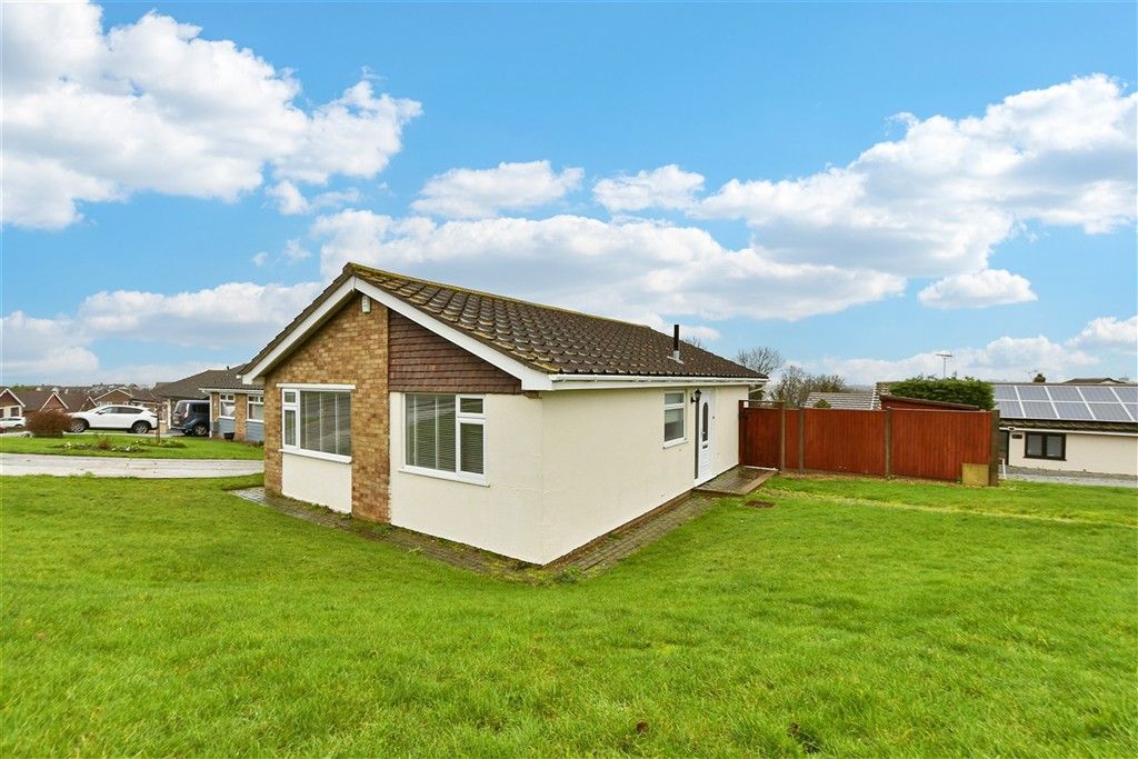 Property photo 1 of 10 Web