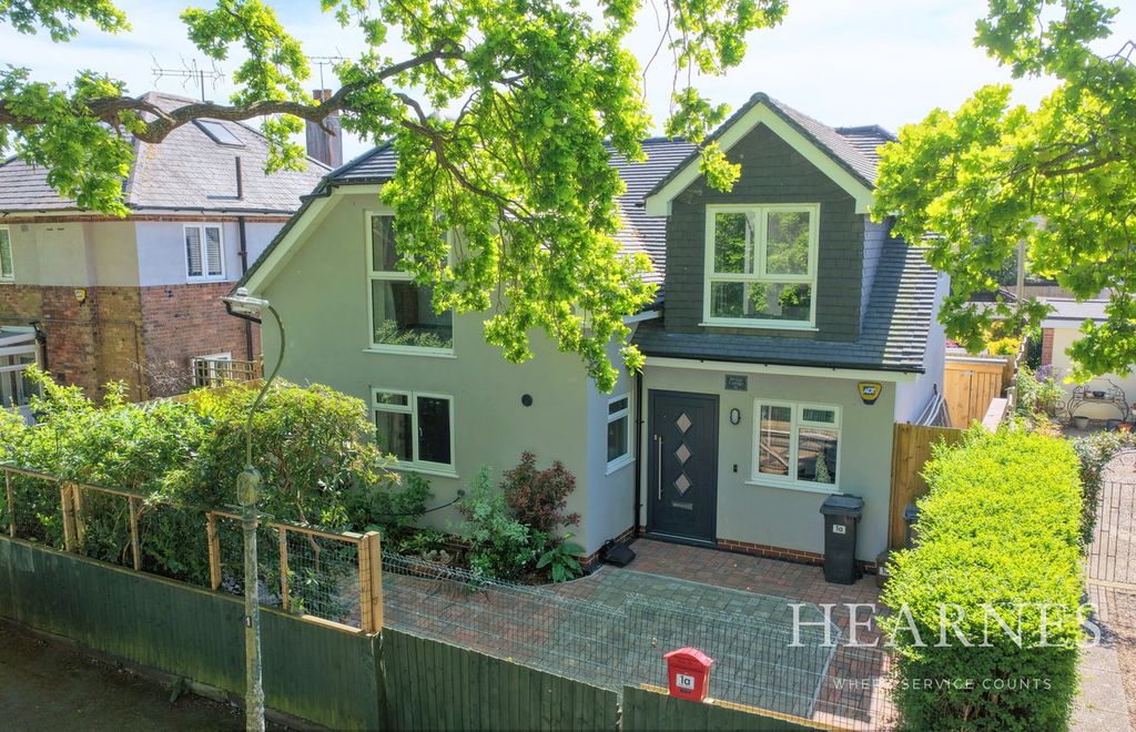 Property photo 1 of 21