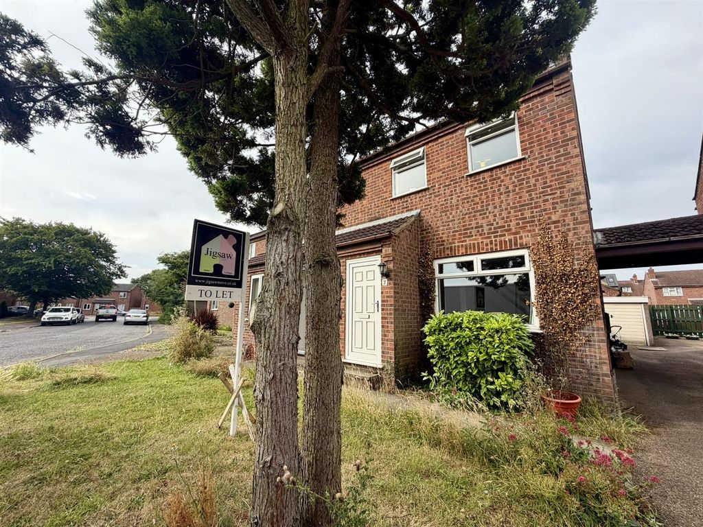 Property photo 1 of 7 Front External