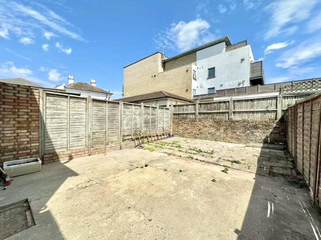 Property photo 3 of 13 Garden