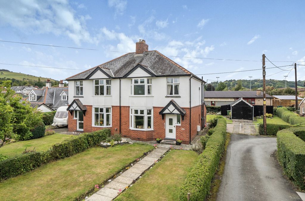 Property photo 1 of 21 1348182-1-68c0330...