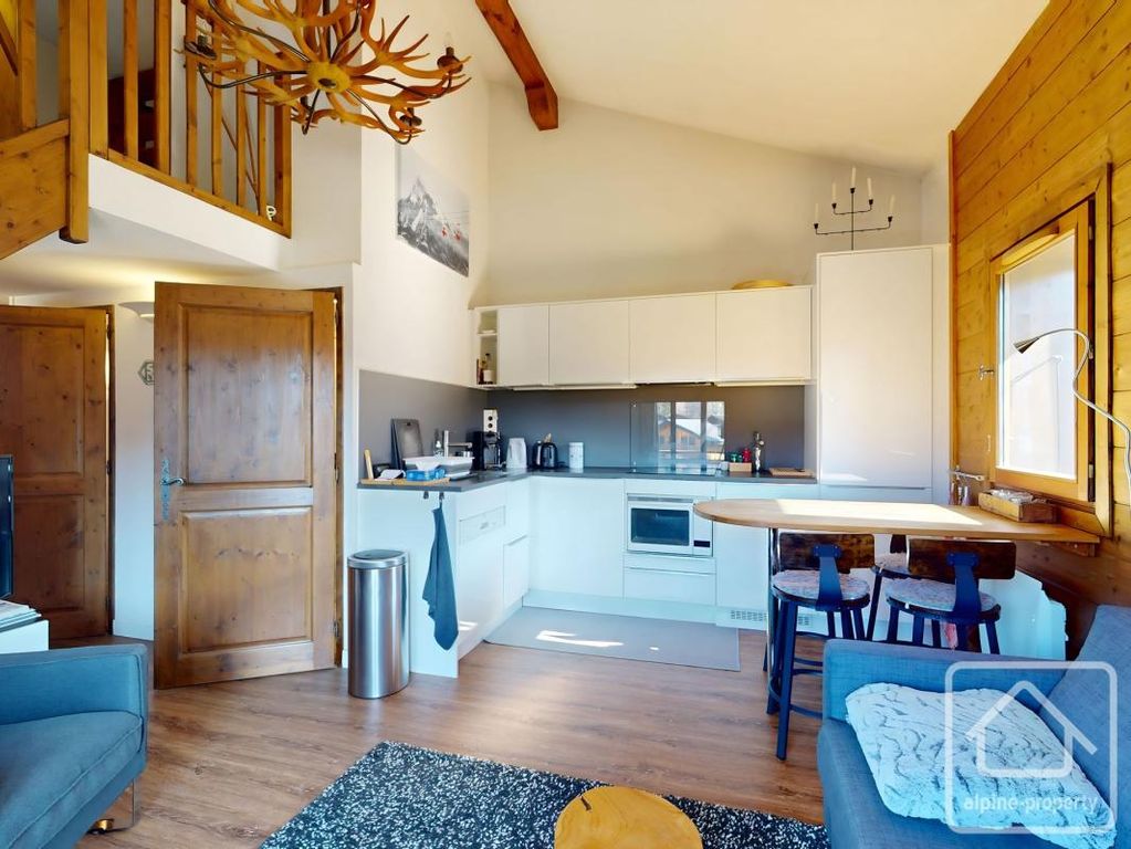 Property photo 2 of 34