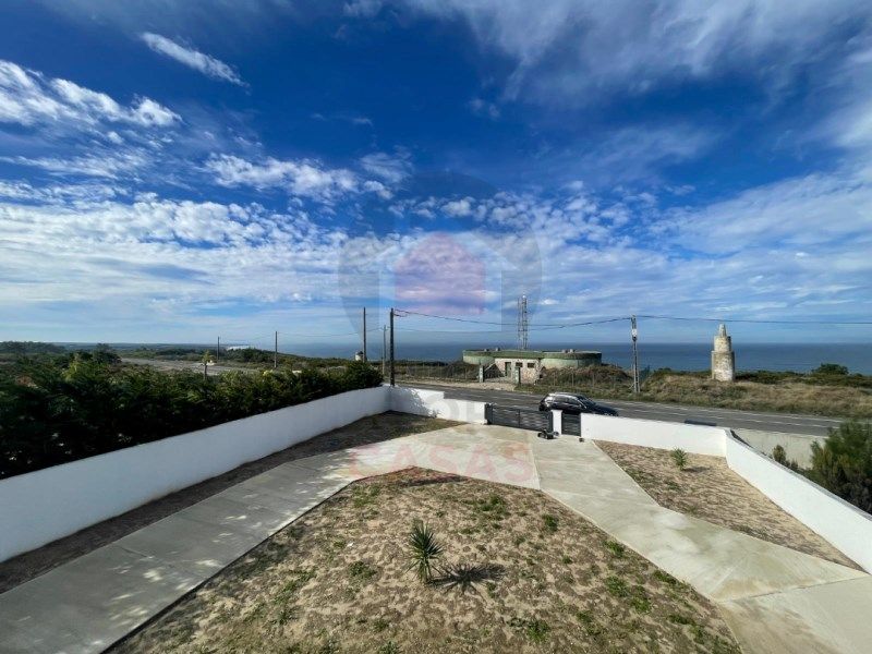 Property photo 1 of 35