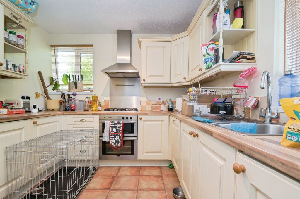 Property photo 3 of 16