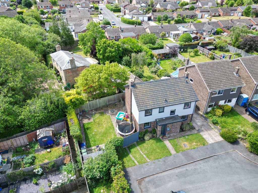 Property photo 2 of 19