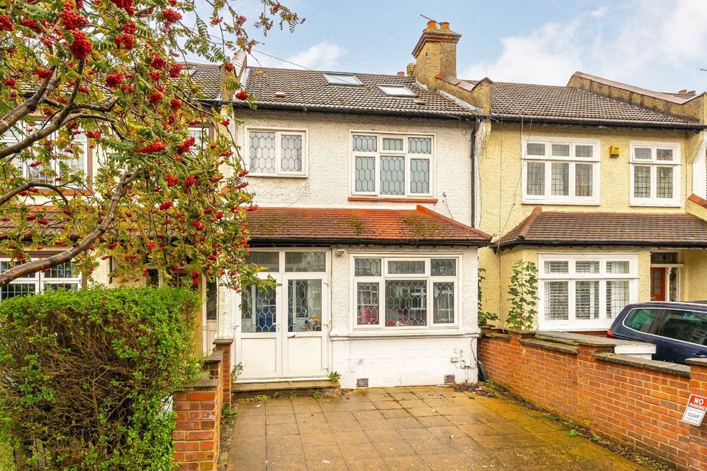 Property photo 1 of 8