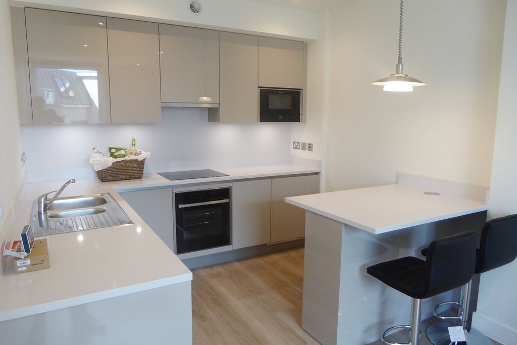 Property photo 3 of 5 Kitchen
