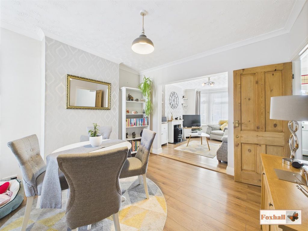 Property photo 1 of 25 Dining Room