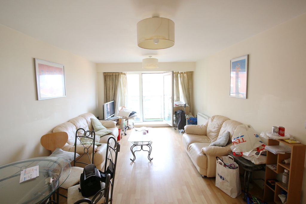 Property photo 2 of 11