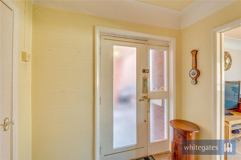 Property photo 2 of 28 Picture No. 02