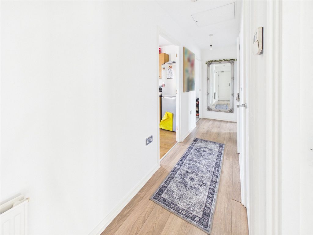 Property photo 3 of 13 Picture No. 21