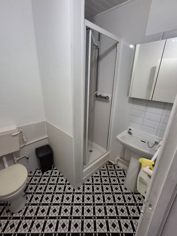 Property photo 3 of 4
