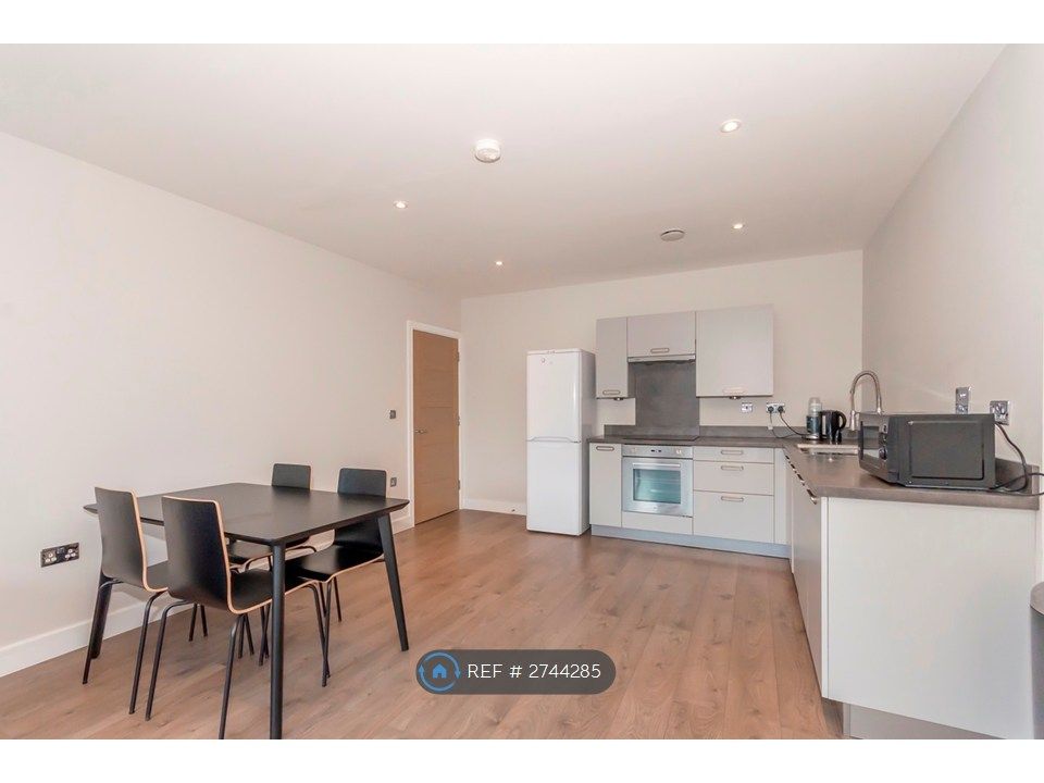 Property photo 2 of 10