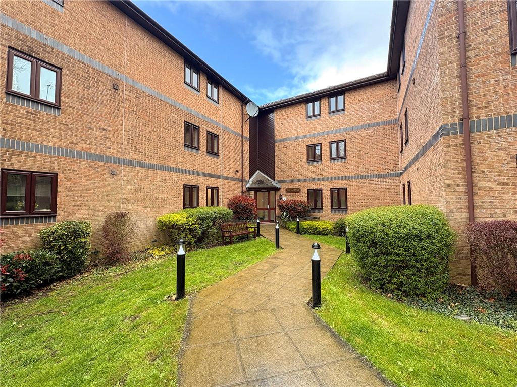 Property photo 1 of 12 Picture No. 21